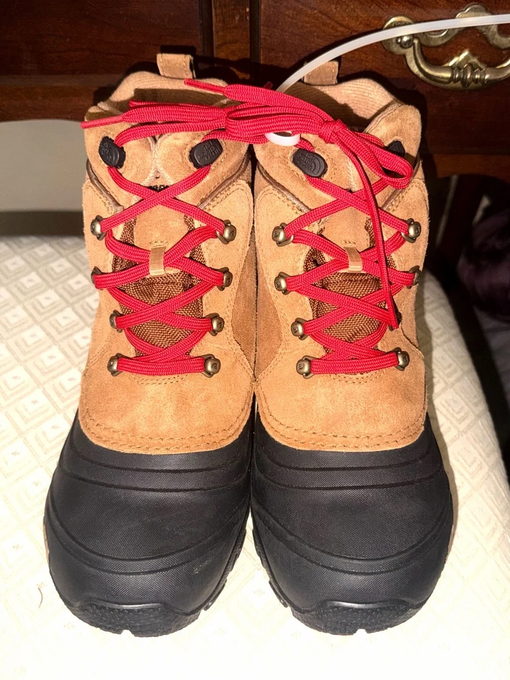 The North Face Chilkat Lace II Almond Brown/Black Suede Waterproof Boots Youth 6